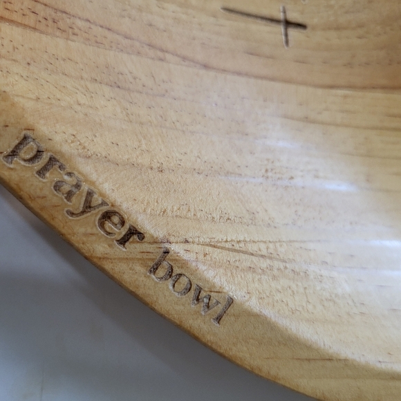 Heart-Shaped Prayer Wooden Bowl New - Picture 8 of 9